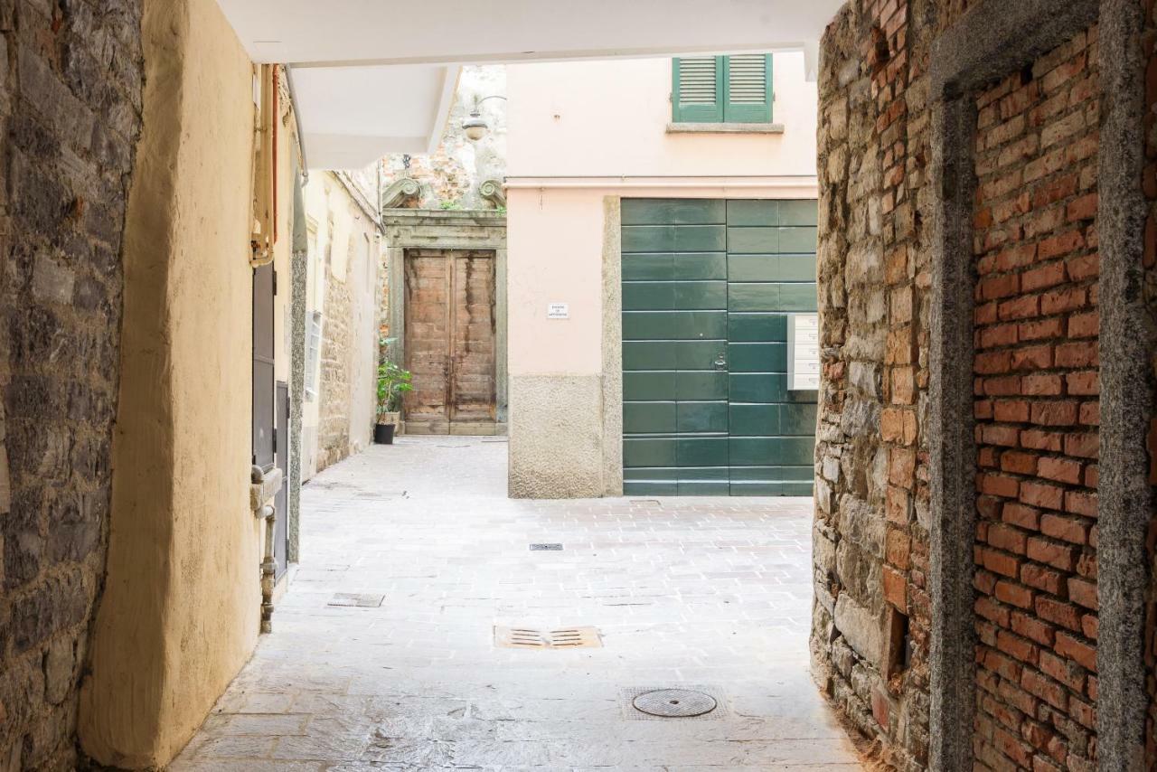 Duomo Luxury Suite - By Myhomeincomo Exterior foto